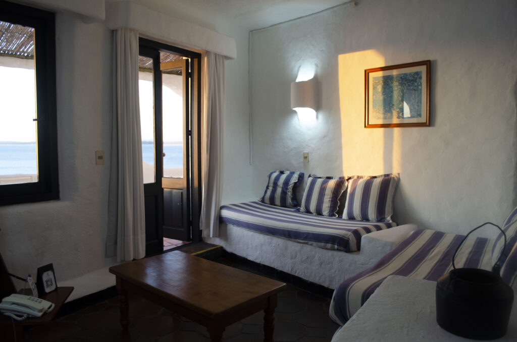 hotel casapueblo dos ambientes superior uruguay